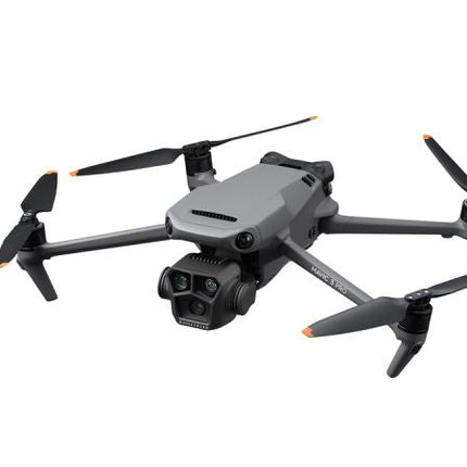 DJI Mavic 3 Pro Fly More Combo + DJI RC