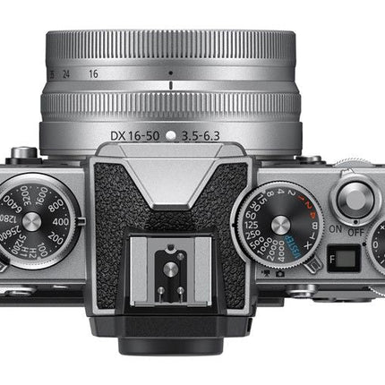 Nikon Zfc + Z DX 16-50 VR(SE)