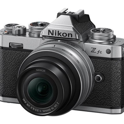 Nikon Zfc + Z DX 16-50 VR(SE)